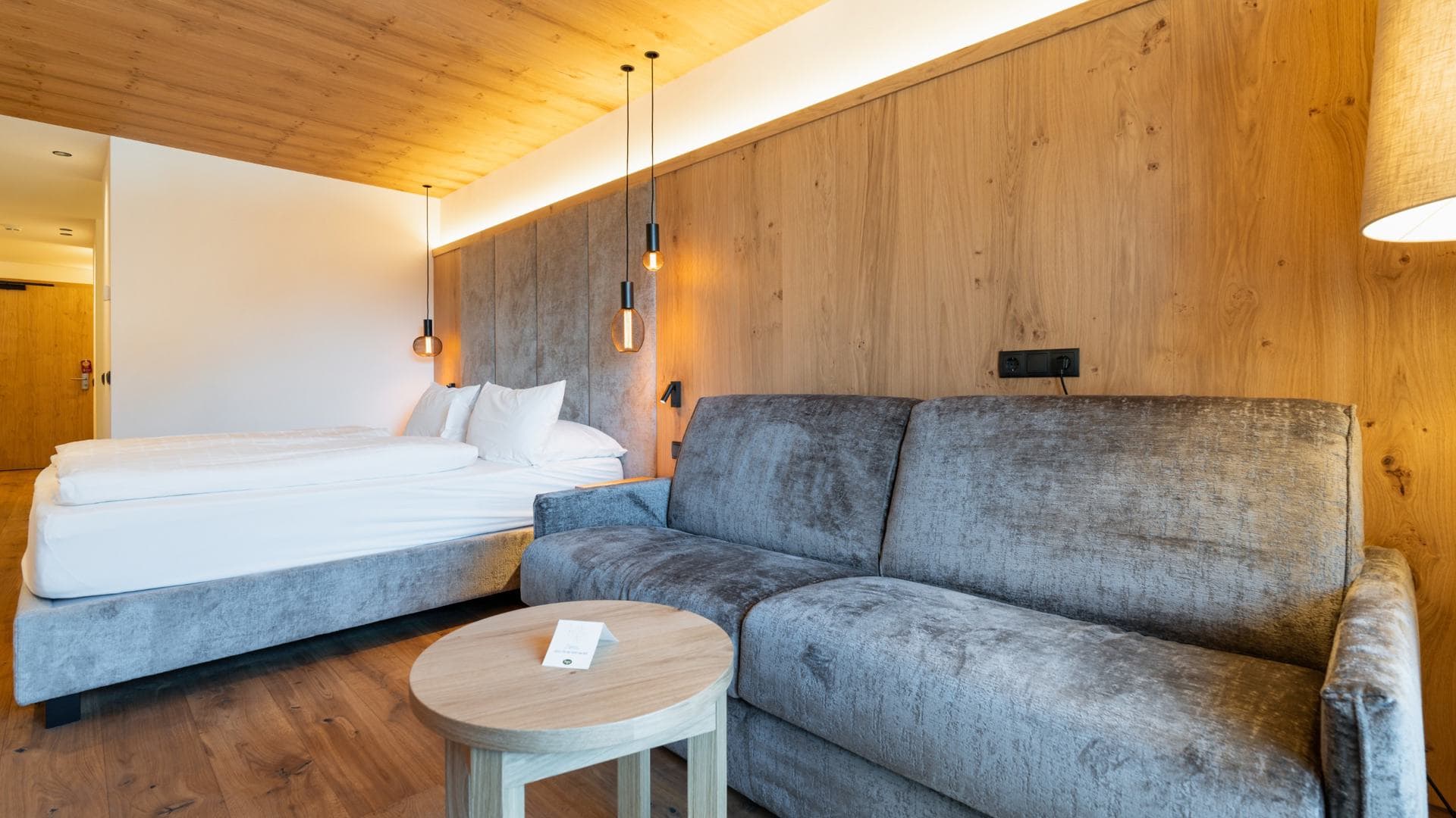 Doppelzimmer im Hotel "Deluxe Panorama" - Bild 6