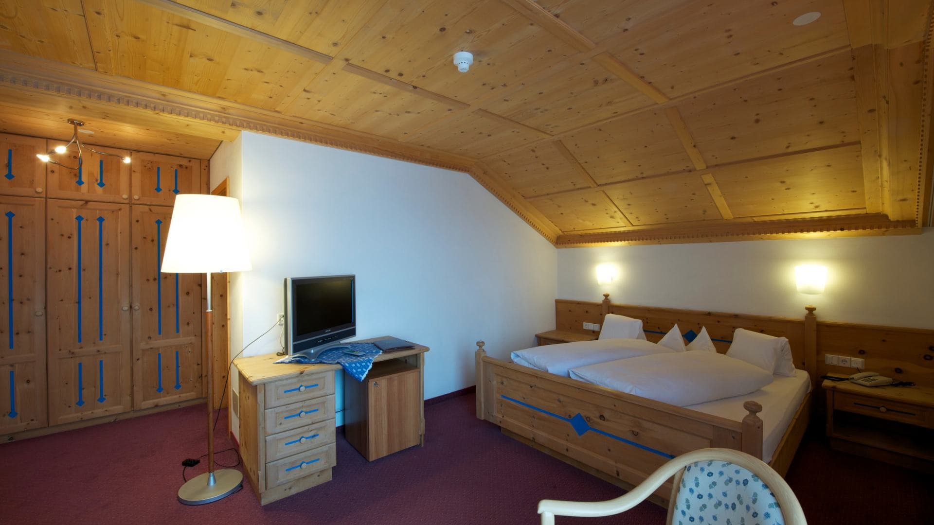 Doppelbettzimmer Interski "Sassongher Blick" - Bild 5