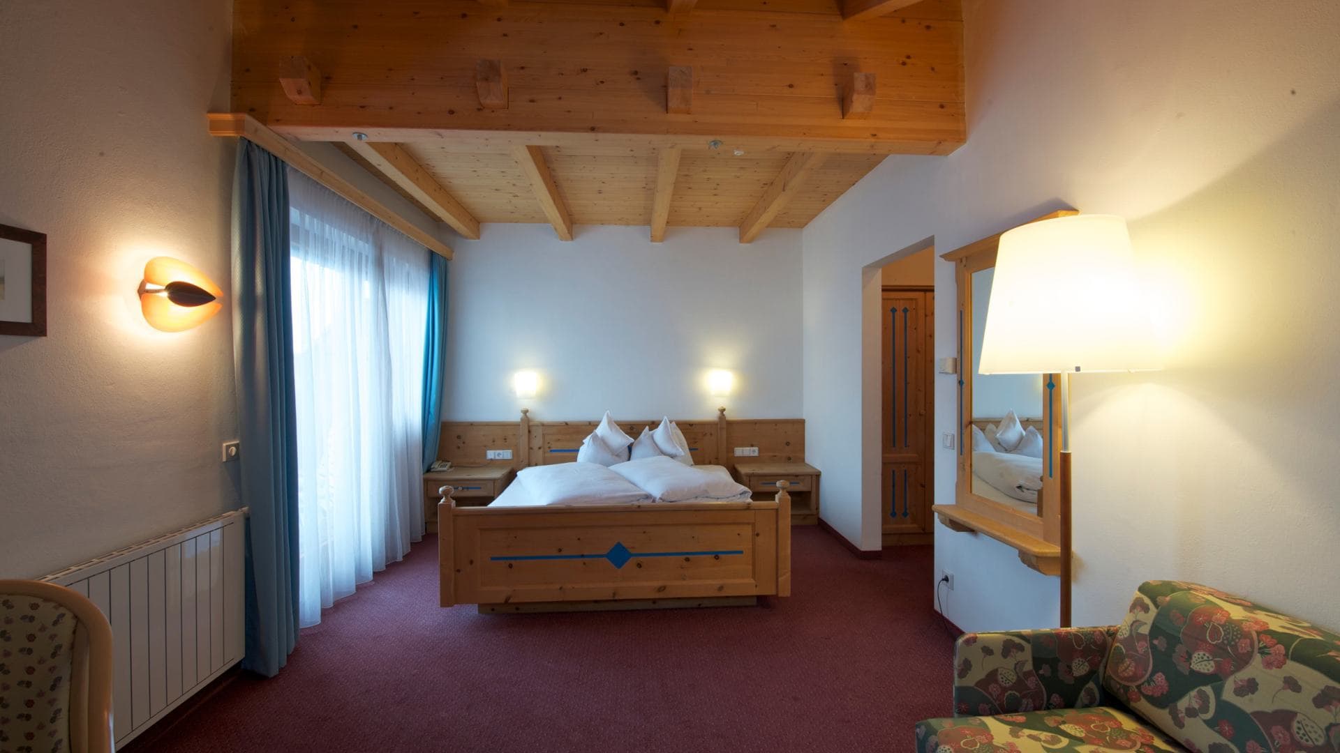 Doppelbettzimmer Interski "Sassongher Blick" - Bild 3