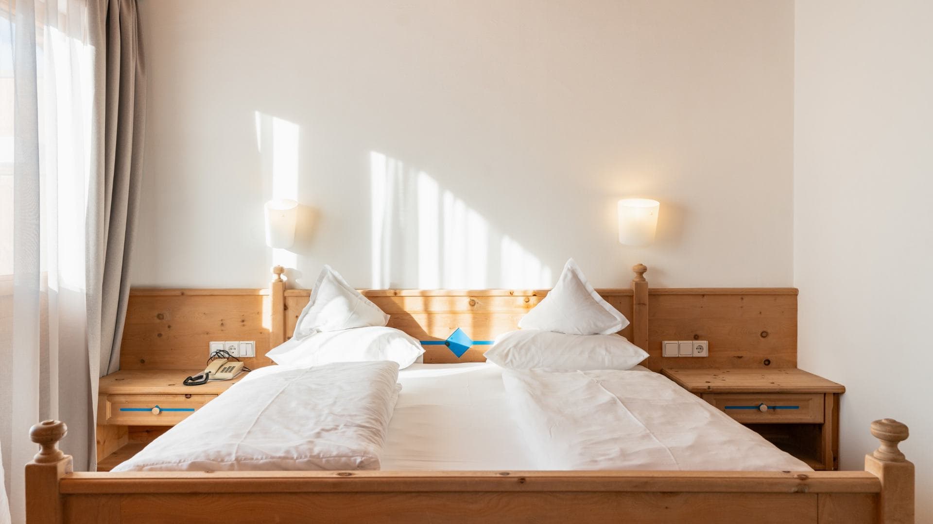 Doppelbettzimmer Interski "Sassongher Blick" - Bild 9