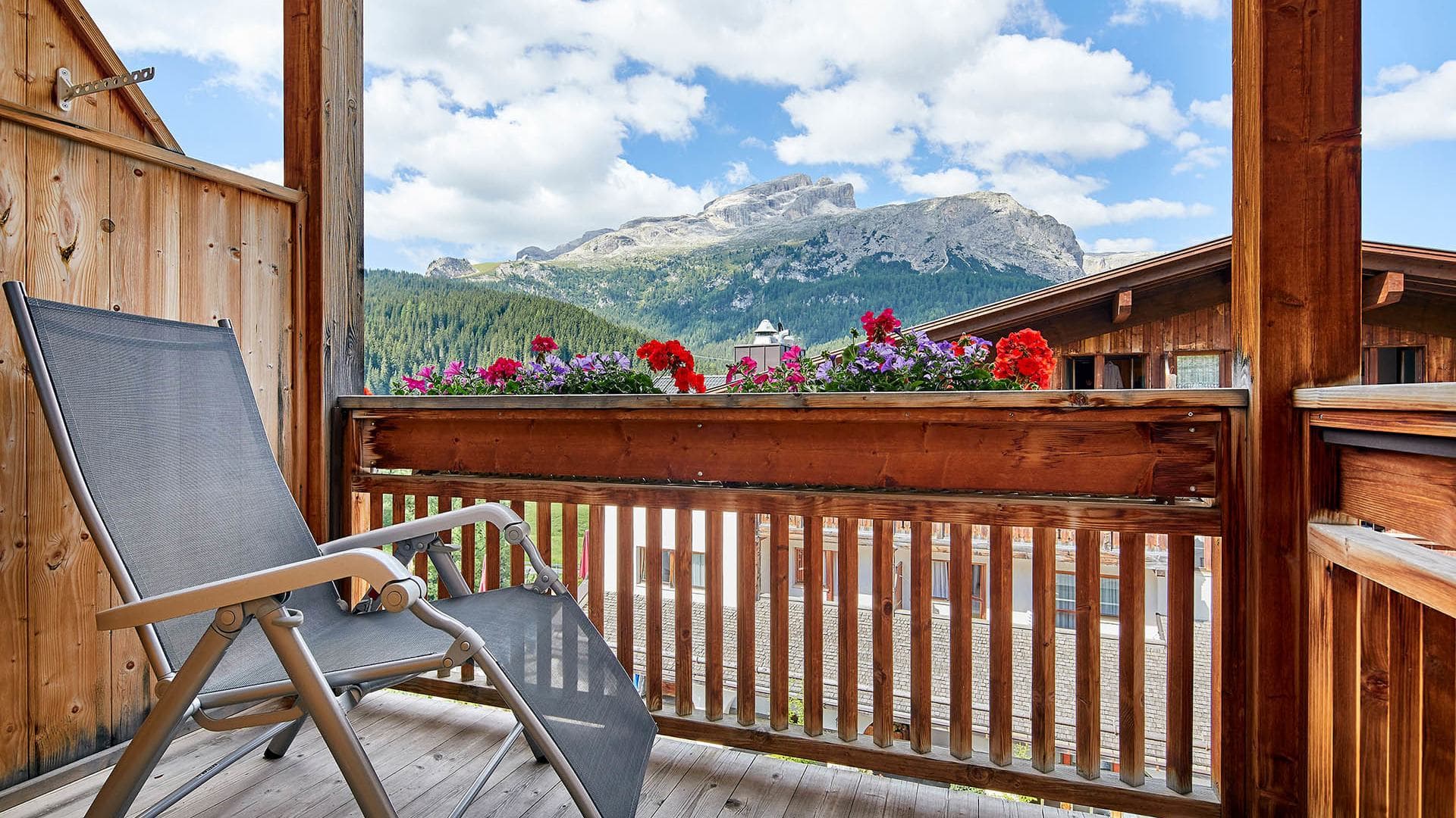 Doppelbettzimmer Interski "Sassongher Blick" - Bild 10
