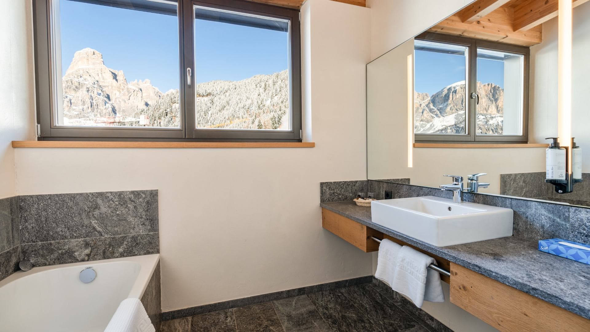 Panorama superior Family Suite - Bild 7